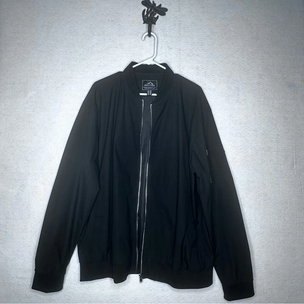 Men’s Black Lightweight Jacket – Outdoor Zip Front – Size 2XL